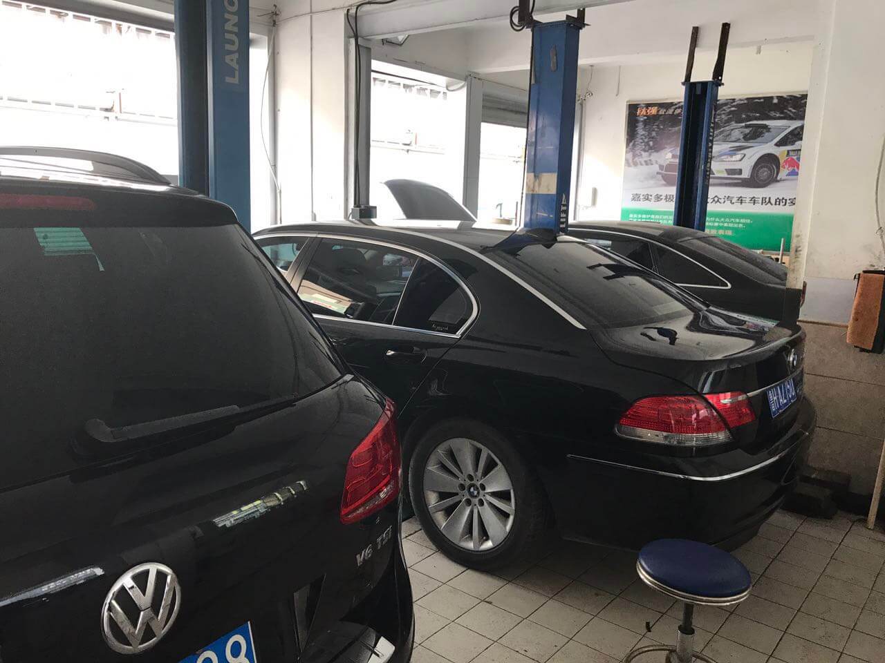 奧迪冷卻液表面一層油與哪些原因有關(guān)？