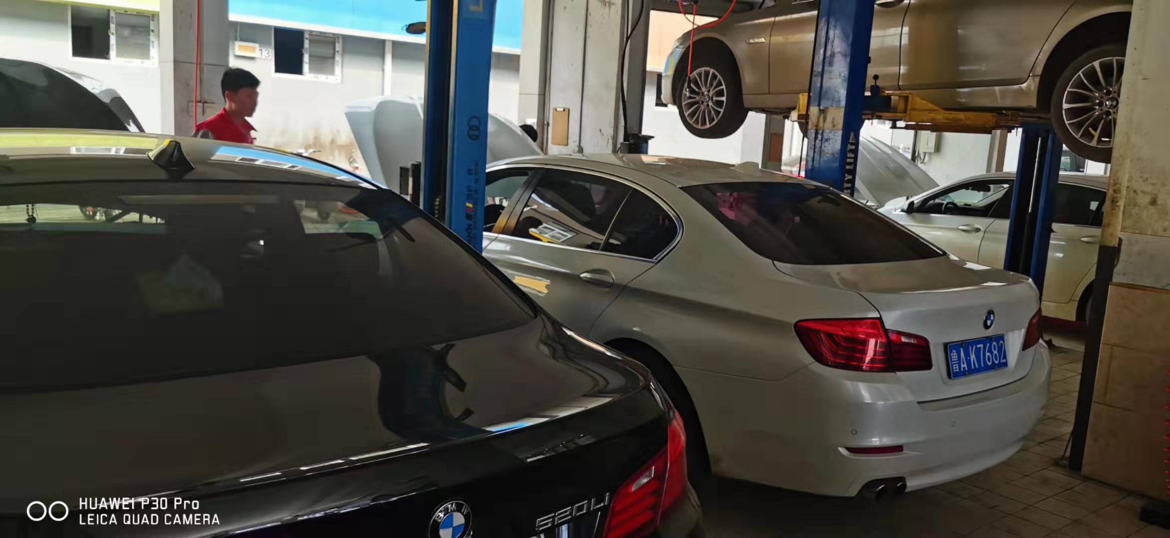 汽車排氣管漏水你知道是什么原因嗎？